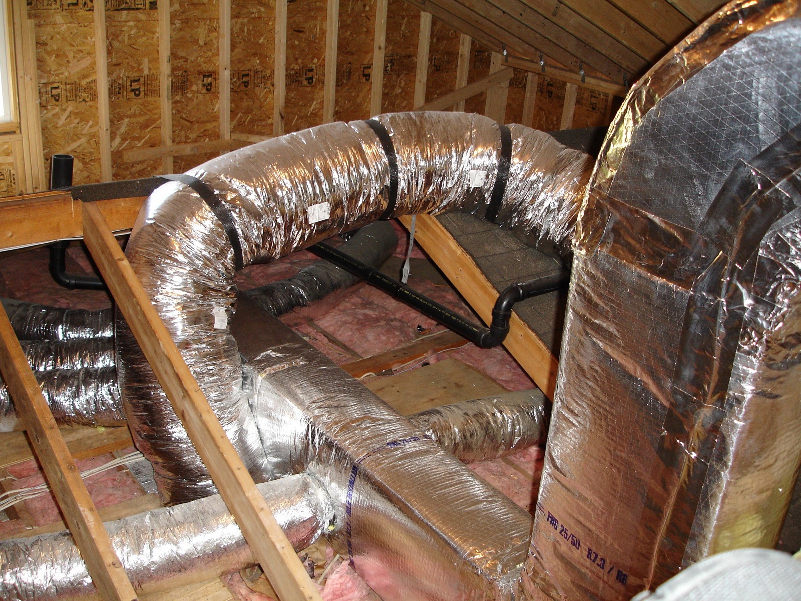 Sandium Heating and Air Blog Warning signs of HVAC Ductwork Problems