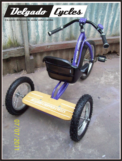 Triciclo para niñ@s asiento regulable - Delgado Cycles