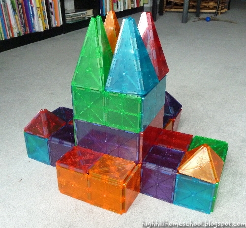 magna tiles castle