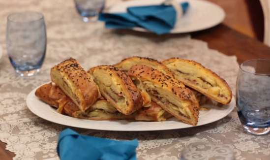 Pastırmalı Saç Örgüsü Börek Nurselin Mutfağı Yemek Tarifleri