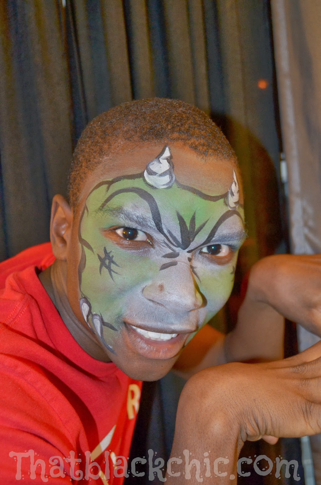 Giving back by volunteering: Face Painting the kiddies | That Black Chic