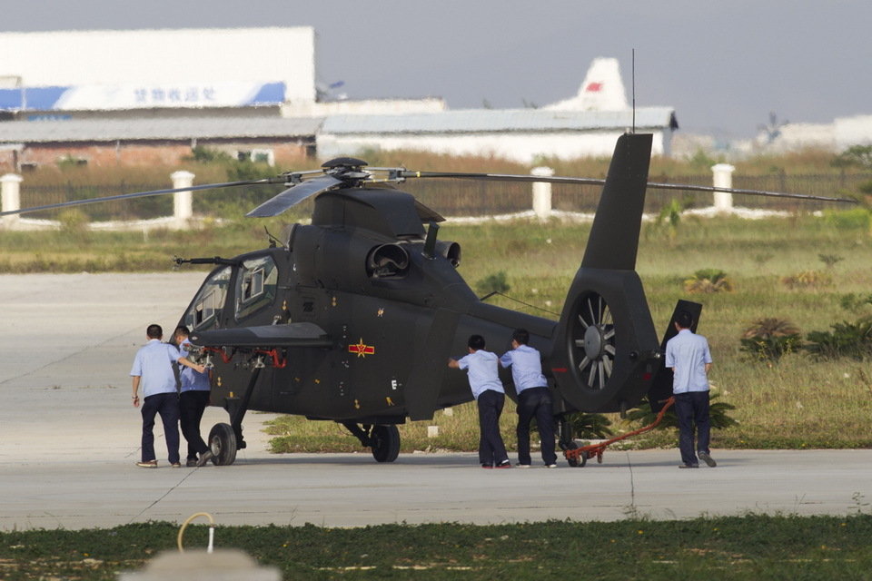 Z19 Light Tandem Seat Gunship Helicopter Zhuhai Air Show Chinese