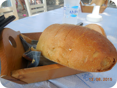 paine greceasca la taverna