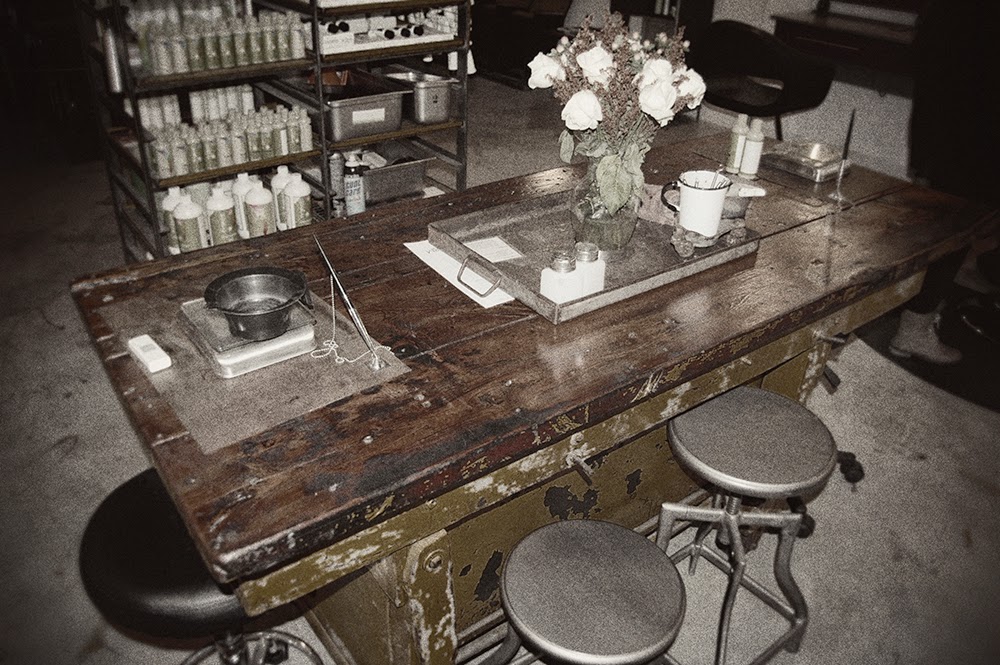 The Queen's Table DNa Lab Organic Hair Chemistry Salon Healthier Hair