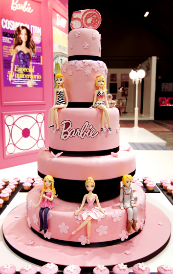 MuyAmeno.com: Tortas de Barbie para Fiestas Infantiles