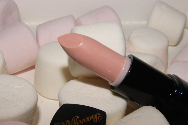 Barry M Lip Paint in Marshmallow