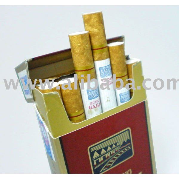 Tobacco Packets: Gudang Garam International 12