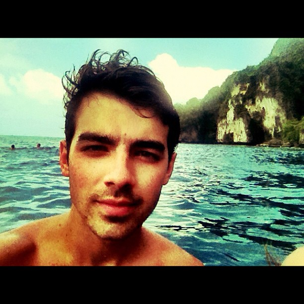 DIA DIA CON LOS JONAS Joe Jonas sube nuevas fotos a Instagram desde