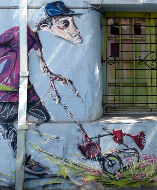 graffiti street art in barrio yungay, santiago de chile