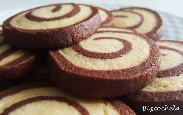 Galletas Espiral De Vainilla Y Chocolate
