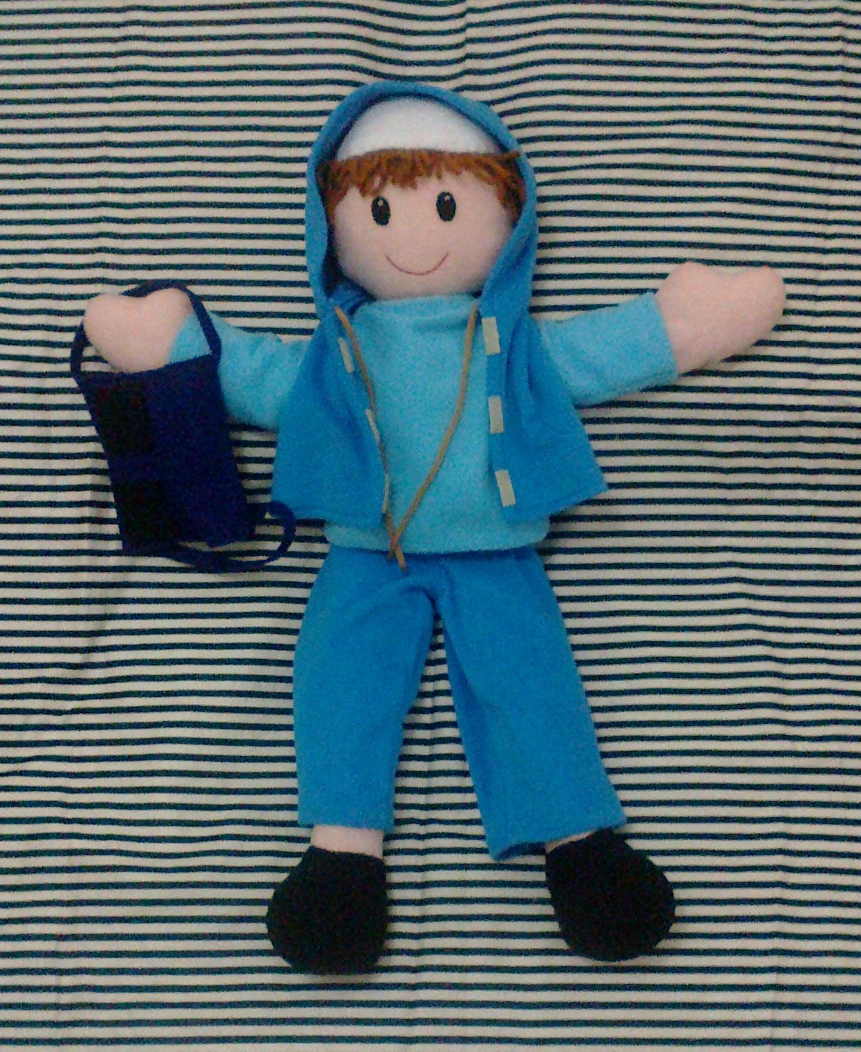 Cheer Up Your Kids! Handmade puppet with removable costume