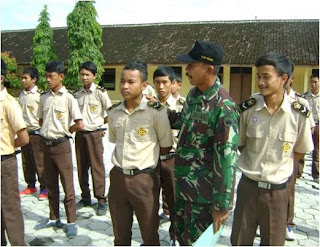 PPBN KORAMIL-07/NGRAMPAL DENGAN LATIH SISWA SMK PPBN KORAMIL-07/NGRAMPAL DENGAN LATIH SISWA SMK