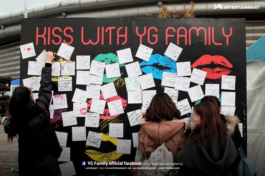 [Pics] YG Family Facebook Actualiza: 15th Aniversario YG Family Concert YG+FAMILY+CONCERT-2