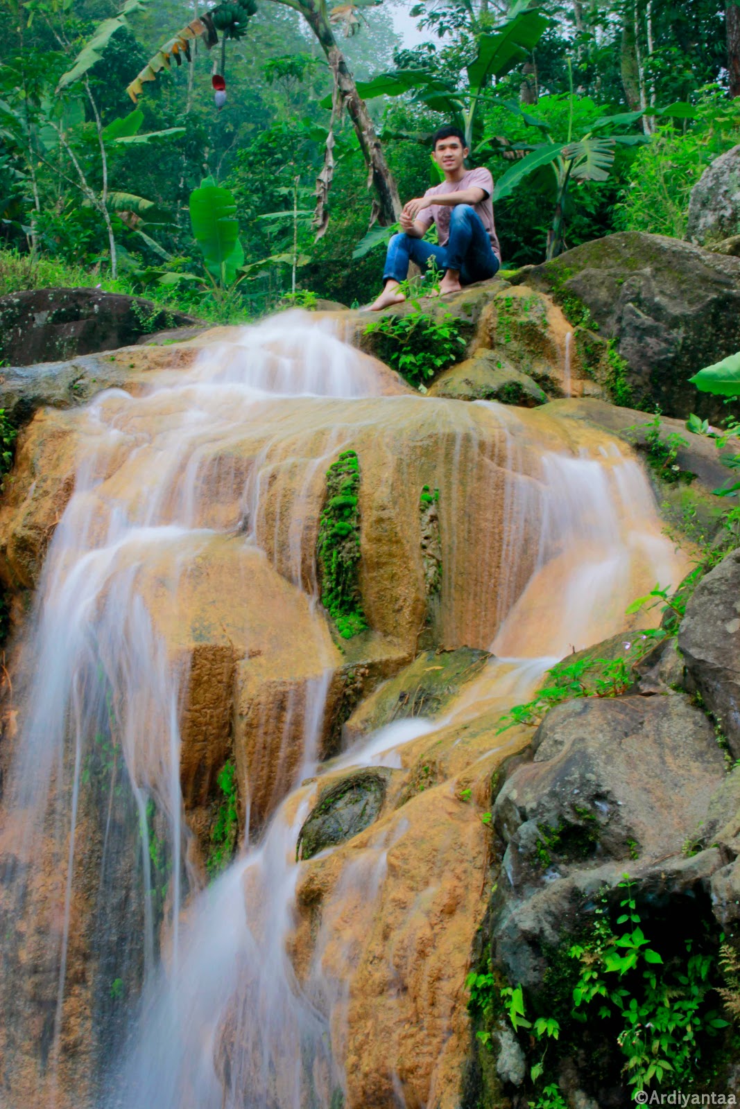 Mengintip Bidadari Mandi di Air Terjun Klenting Kuning - Sumowono