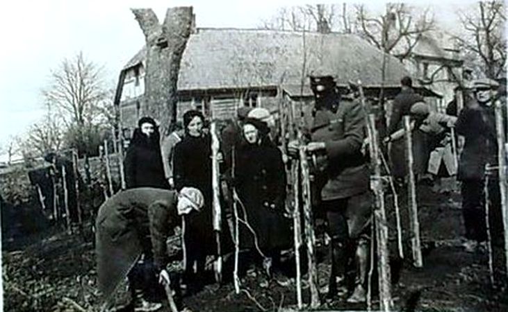 Taurkalnes pagasta Valles piensaimniecības novada meža dienas 1935. g. 26. aprīlī