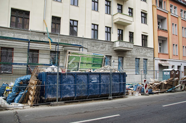 Baustelle Modernisierung, Caligariplatz, Gustav-Adolf-Straße / Heinersdorfet Straße, 13086 Berlin, 07.04.2014