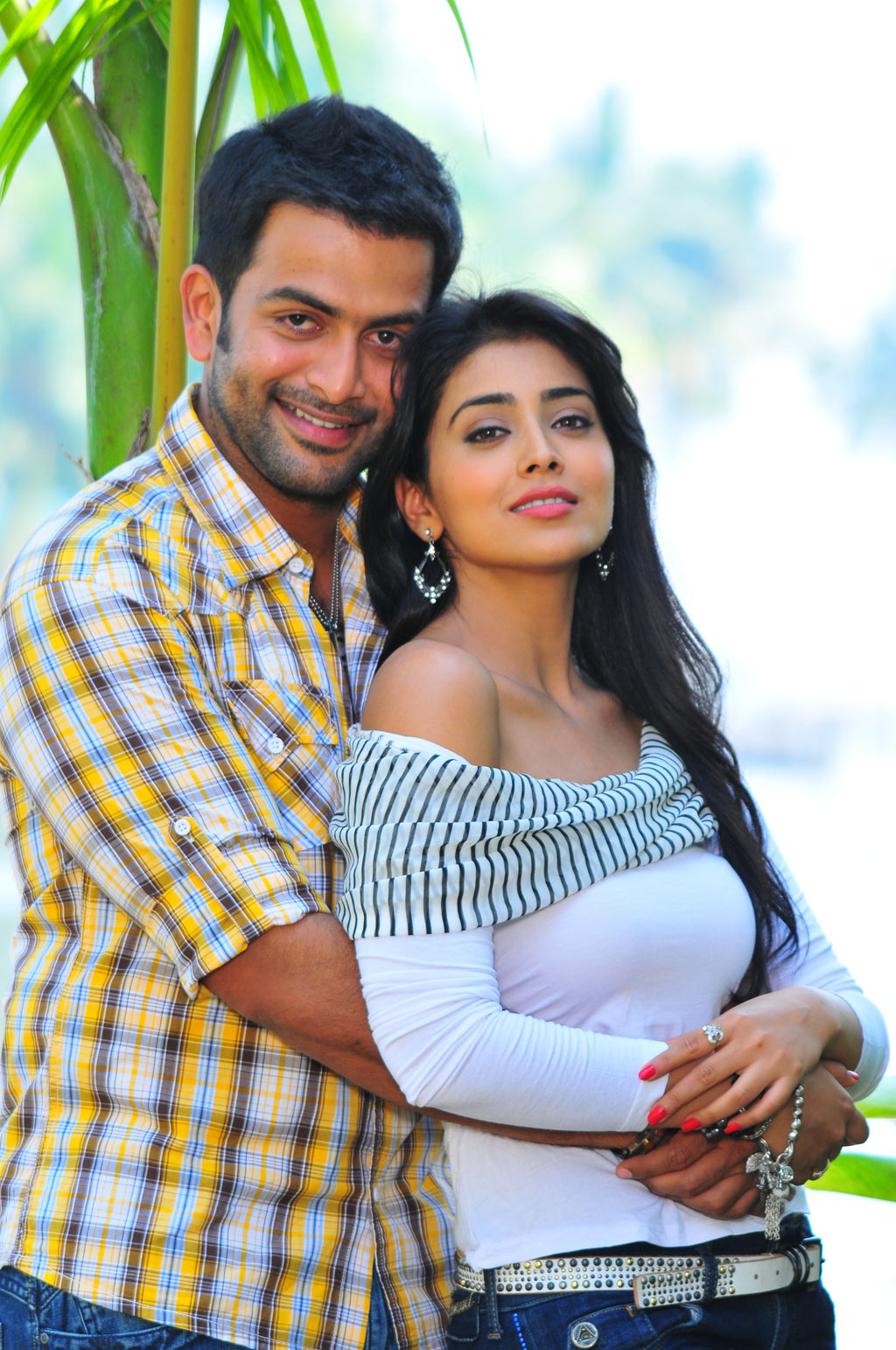 Hot Indian Actress Gallery: Raja Pokkiri Raja Latest Movie Stills Raja