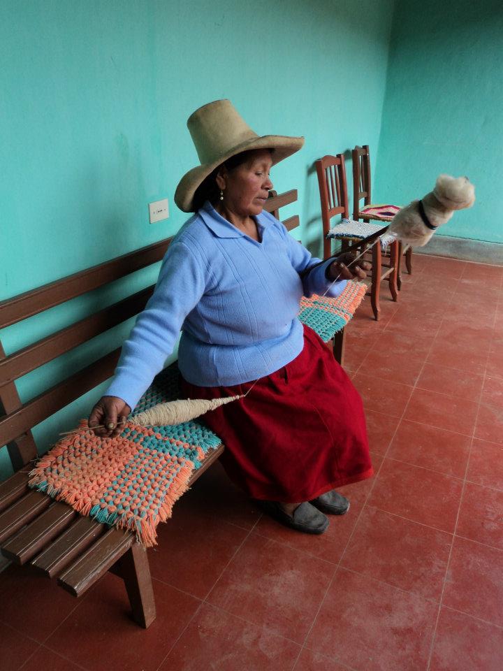 El arte de tejer Frazadas, Alforjas, Rebozos y Fajas en Cajabamba