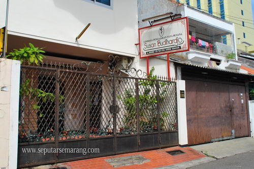 Susan Budihardjo Semarang