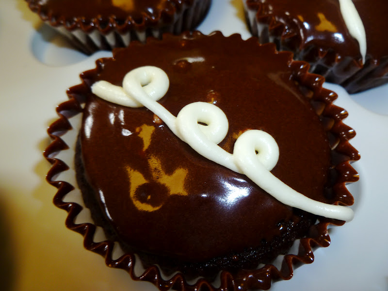 you little tarte Let Me Be Your Hostess