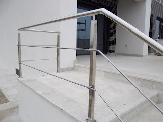 NORBEL CARPINTERIA METÄLICA Y ACERO INOXIDABLE: BARANDILLA Y BALCONES