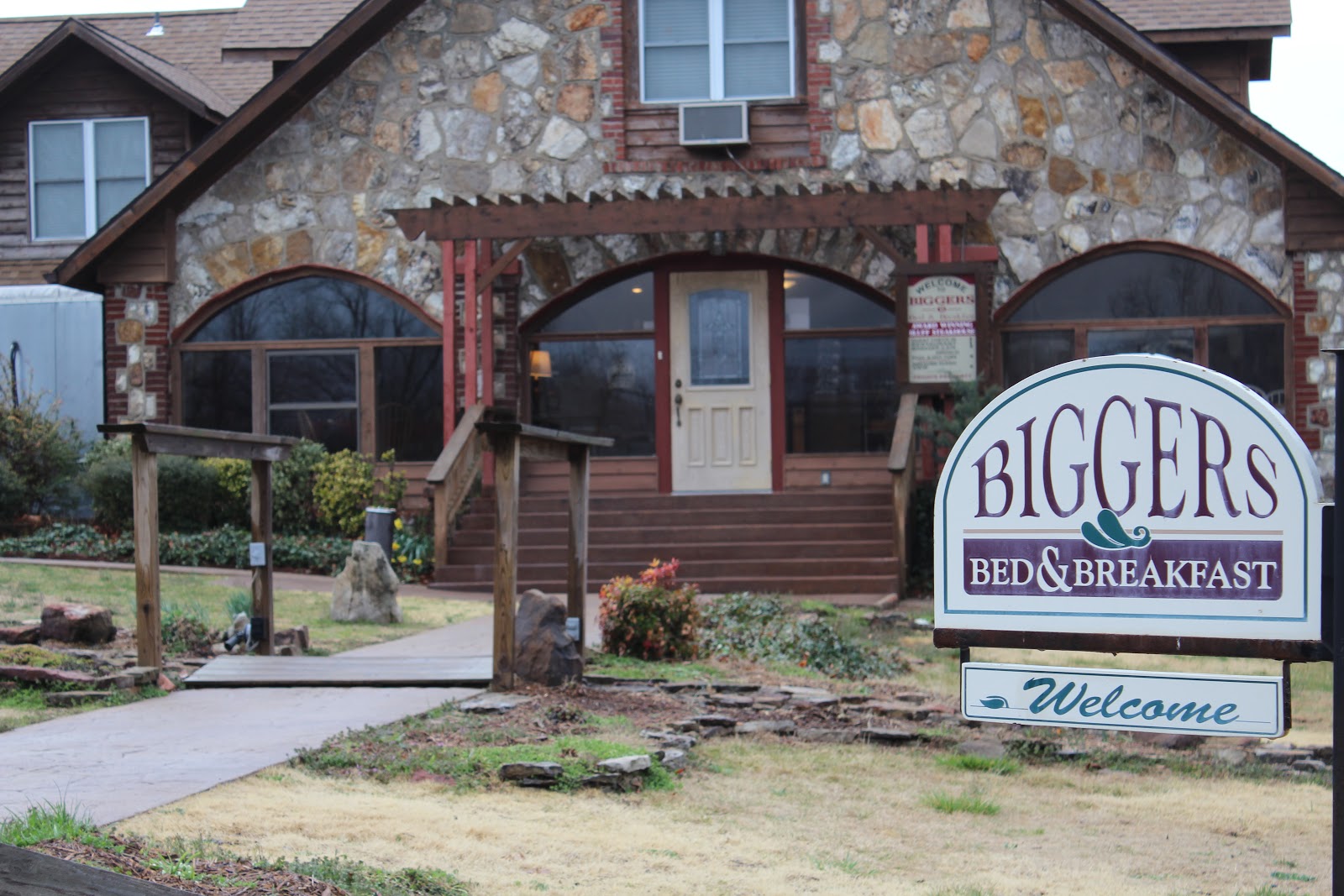 Farming PharmD Biggers Bed and Breakfast in Hardy, Arkansas