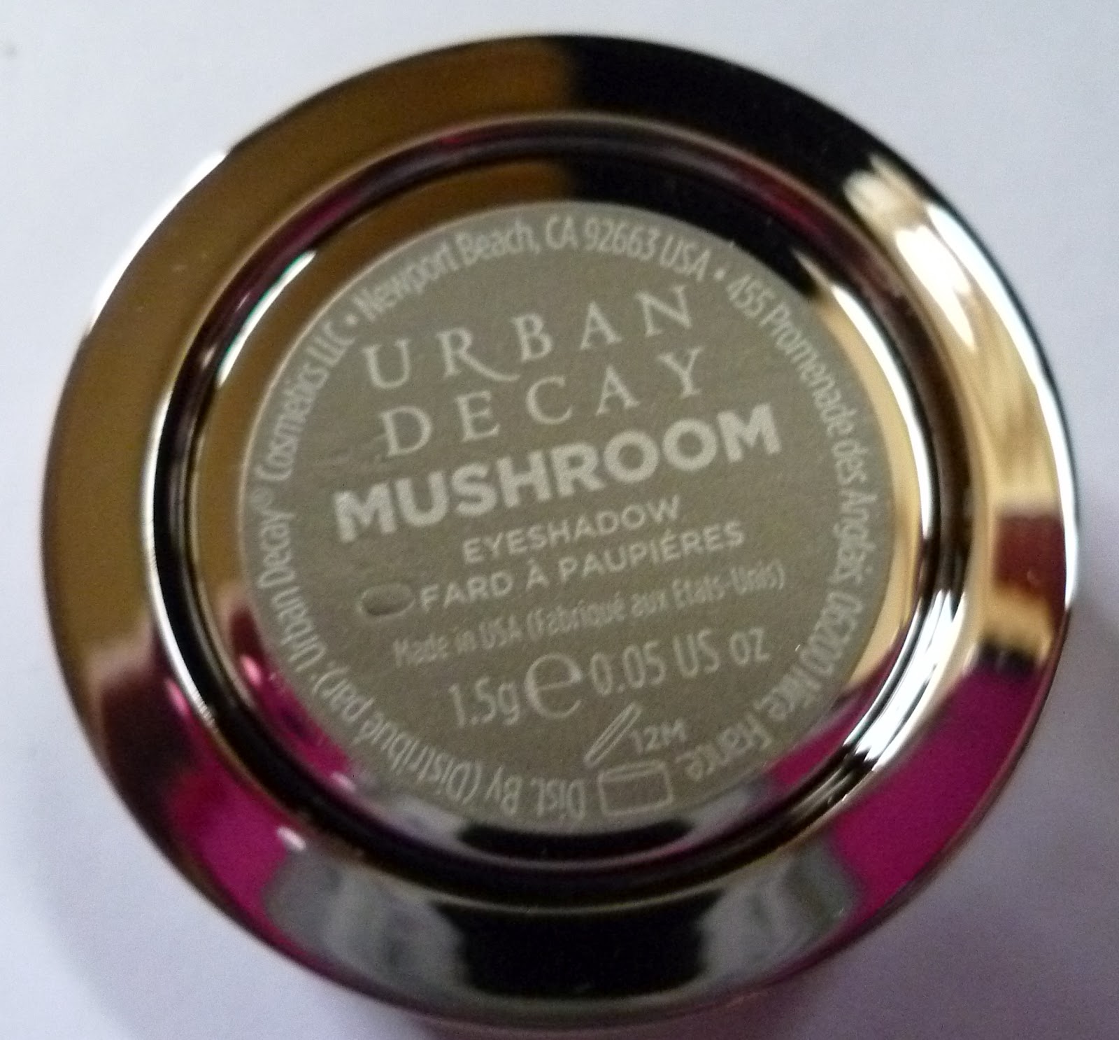 Glitter, Eyeliner & Rock 'n' Roll Urban Decay Mushroom Eyeshadow