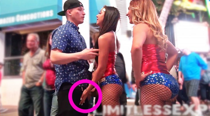BIG TITS DRESSED UNDRESSED Wonder Woman Lesbian Videos