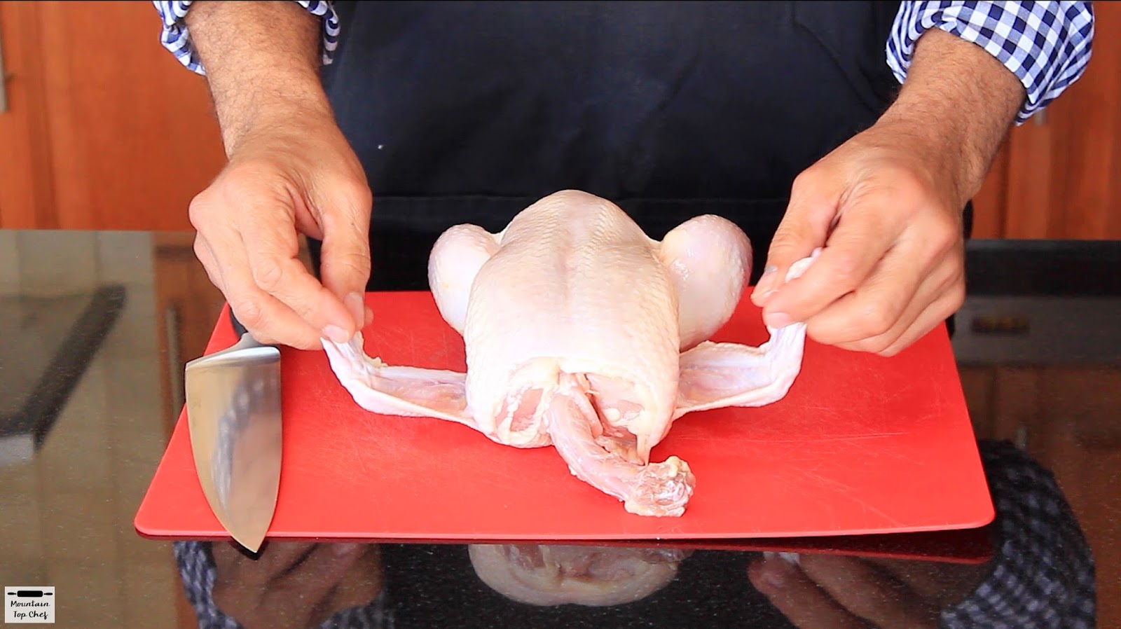 how-to-cut-up-a-whole-chicken-into-8-pieces | www.mountaintopchef.blogspot.com