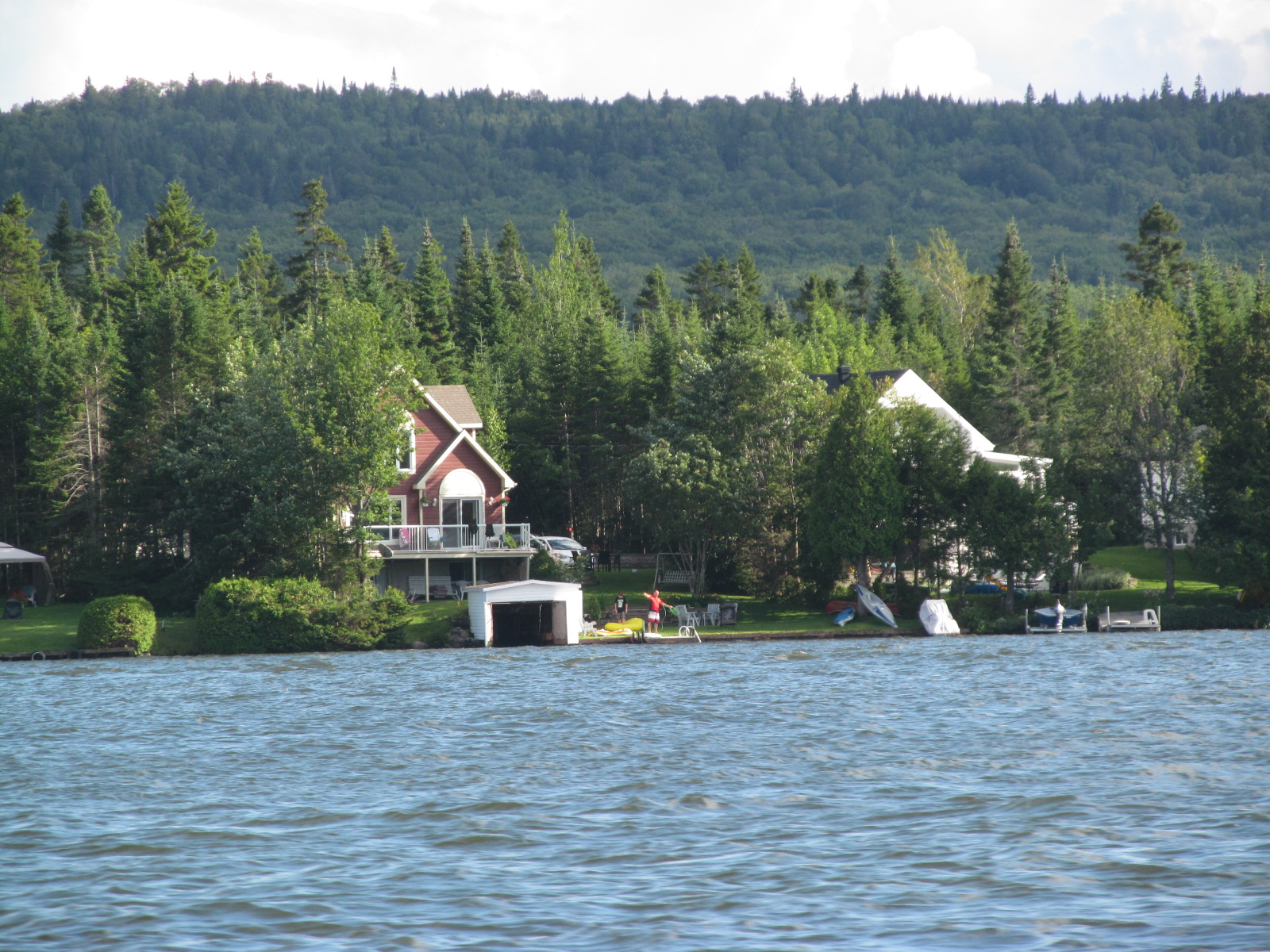 Gens des Îsles Voyage au Lac trois saumons. Belle journée on a eu du