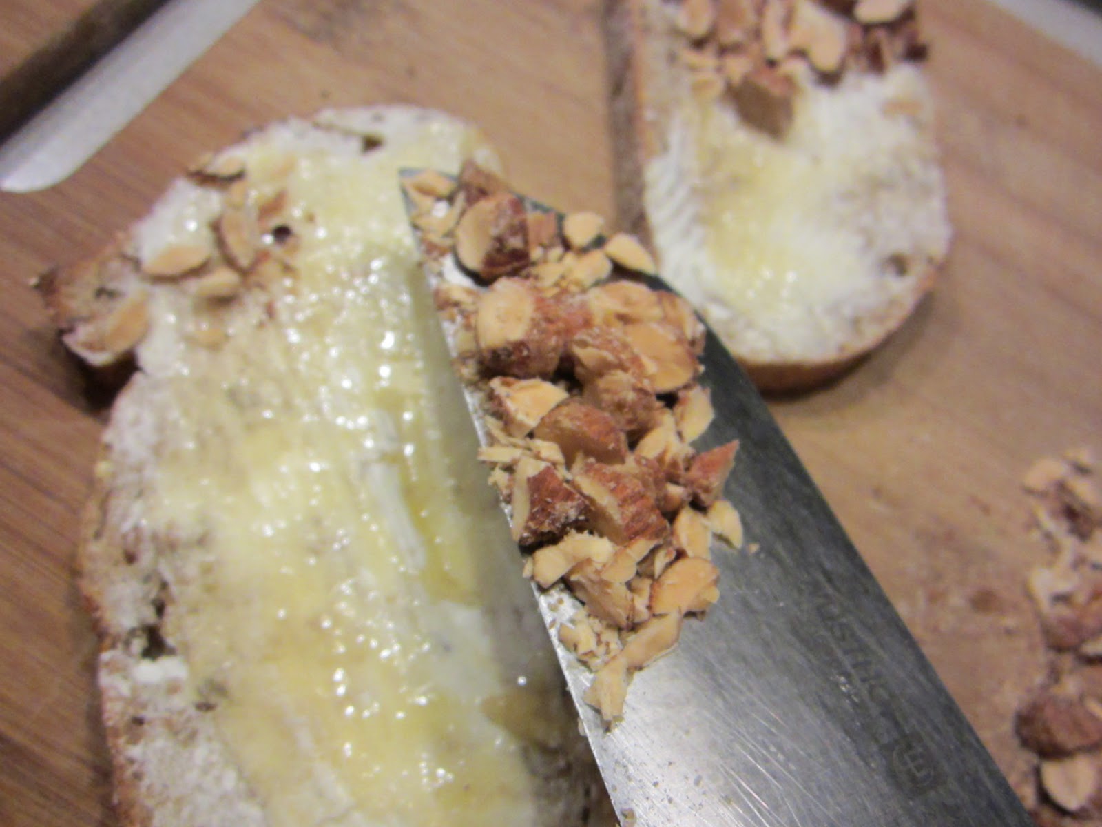 Effortnesslessly Almond & Honey Sandwich