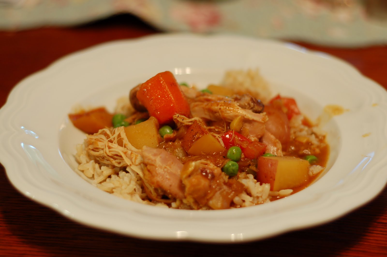 SlowCooker Curried Chicken with Potatoes, Carrots and Peas lb's good spoon