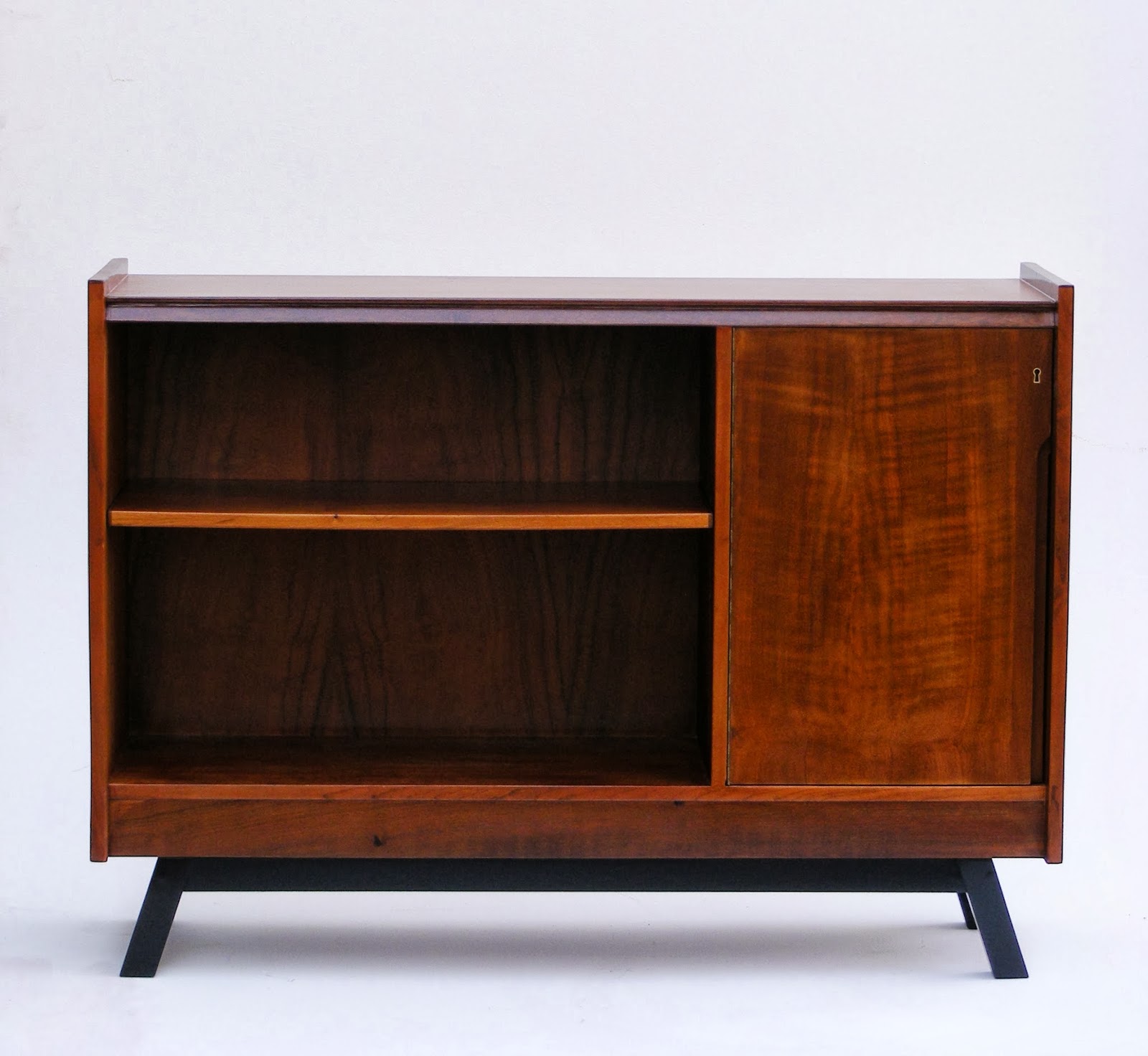 VAMP FURNITURE This weeks new vintage furniture stock at Vamp 11