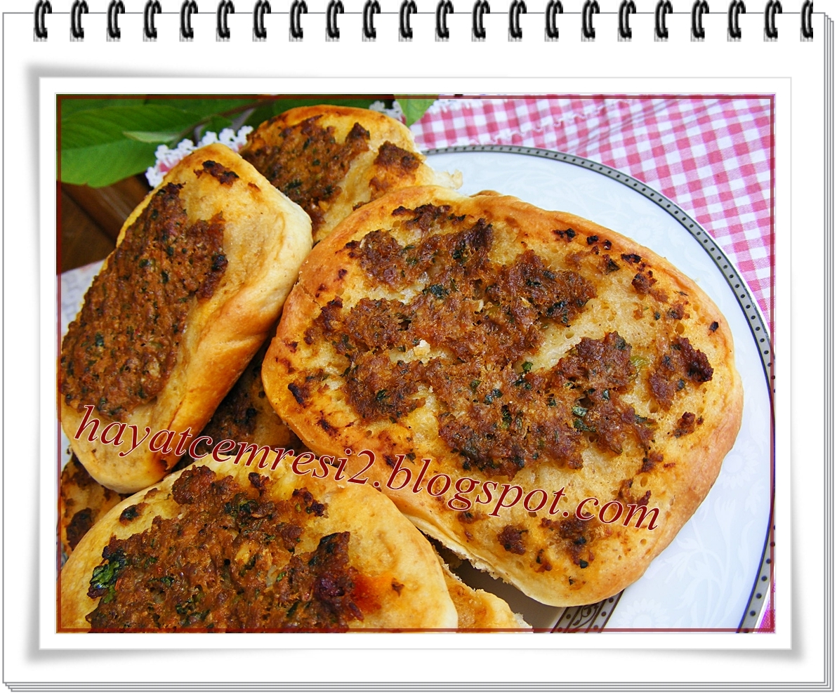 HAYATCEMRESİ KAYTAZ BÖREĞİ,TOMBUL MİNİ LAHMACUNLAR