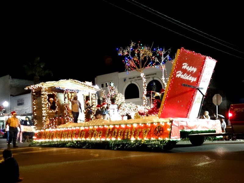 Gypsies At Heart Bus Trip To The MidValley Lighted Christmas Parade