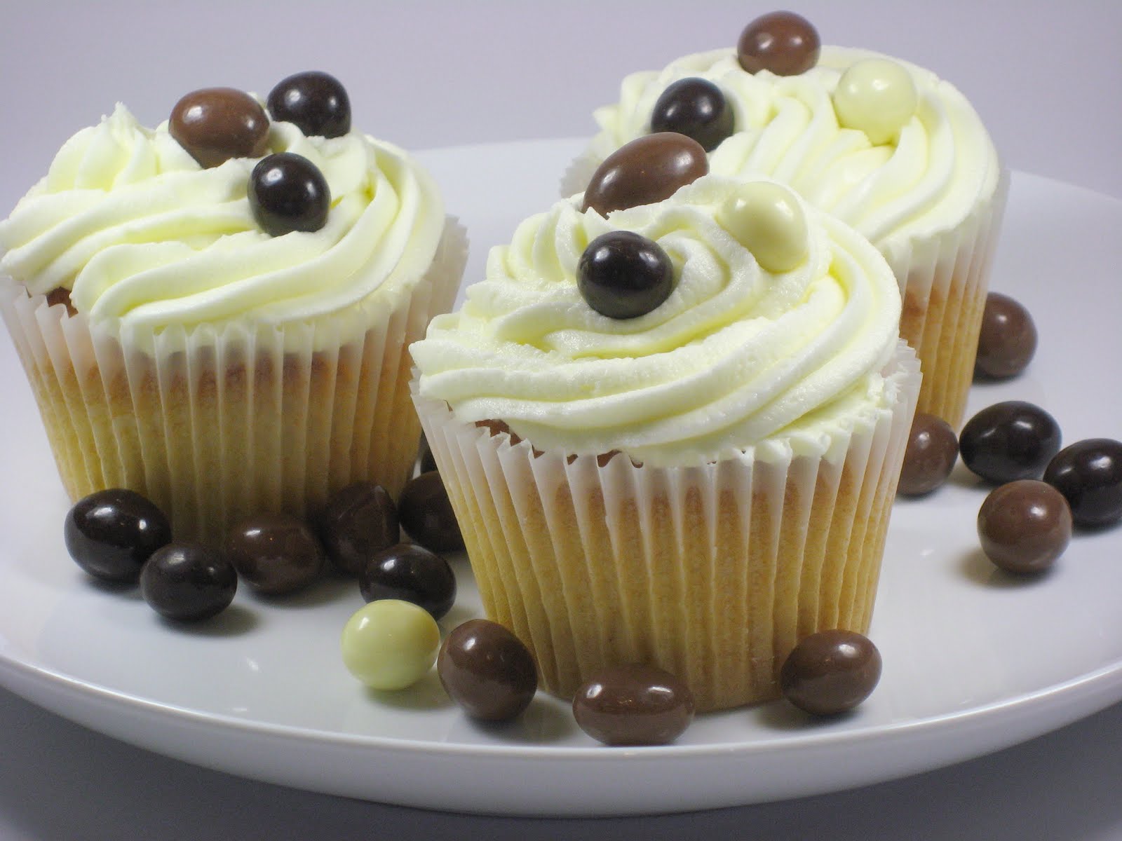 Kitchen Delights Chocolate Covered Coffee Beans Cupcakes