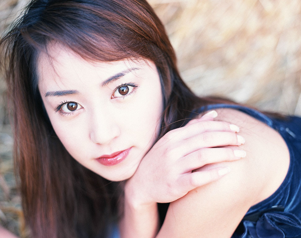 Mlive akiko pictures