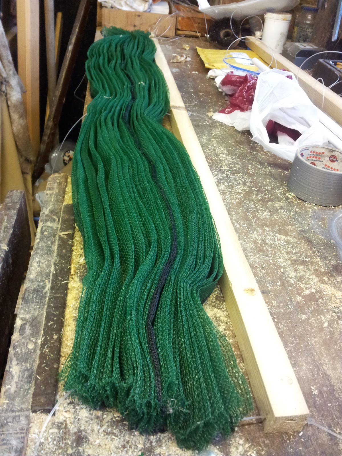 Trumphurst Technical Notes Making a cheap concertina blind using