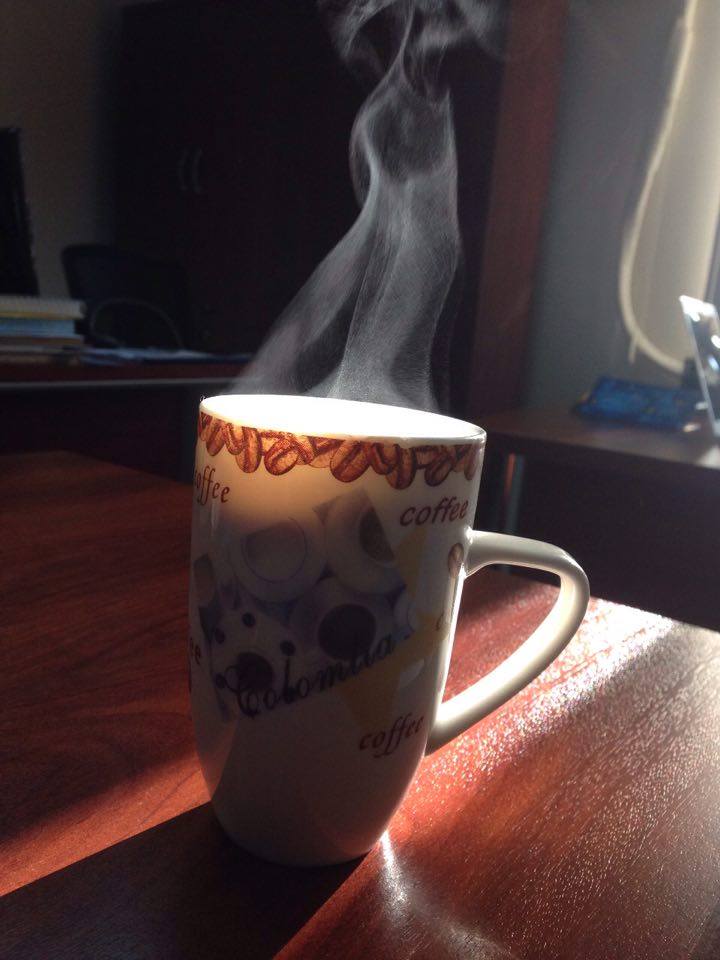 Dunya Uzerinde Herhangibiri Yoklugunun Serefine Bir Fincan Kahve