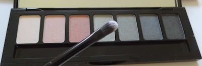 essence-all-that-greys-eyeshadow-palette-7-shades-of-rose-and-grey-swatch-review