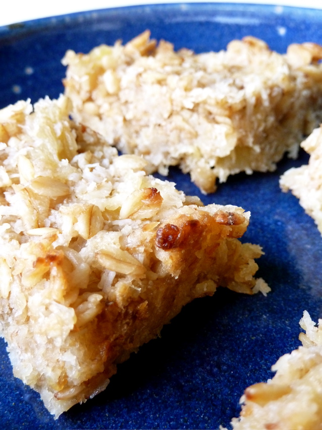 Biz and the Baby Bear Pineapple and Coconut Flapjacks. Hawaiian Styleeee.