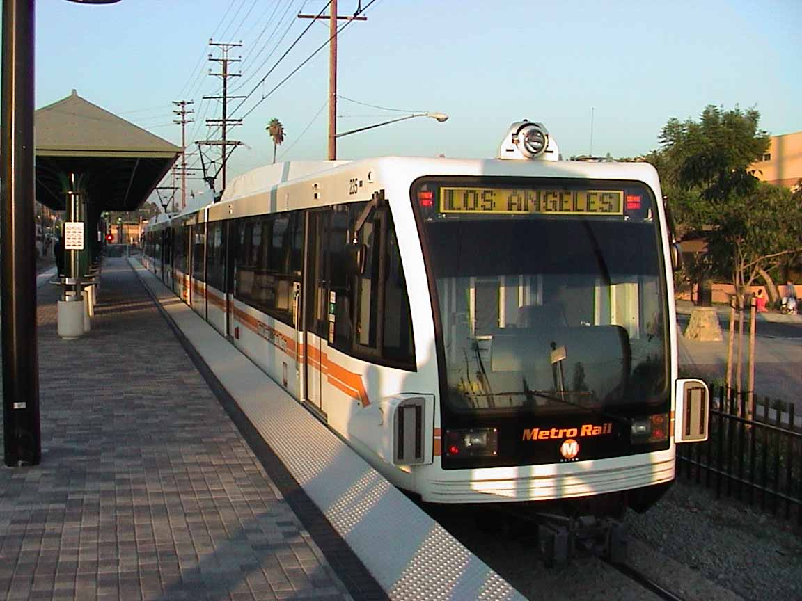 TailMetroRailCar-LosAngeles-Q1.jpg