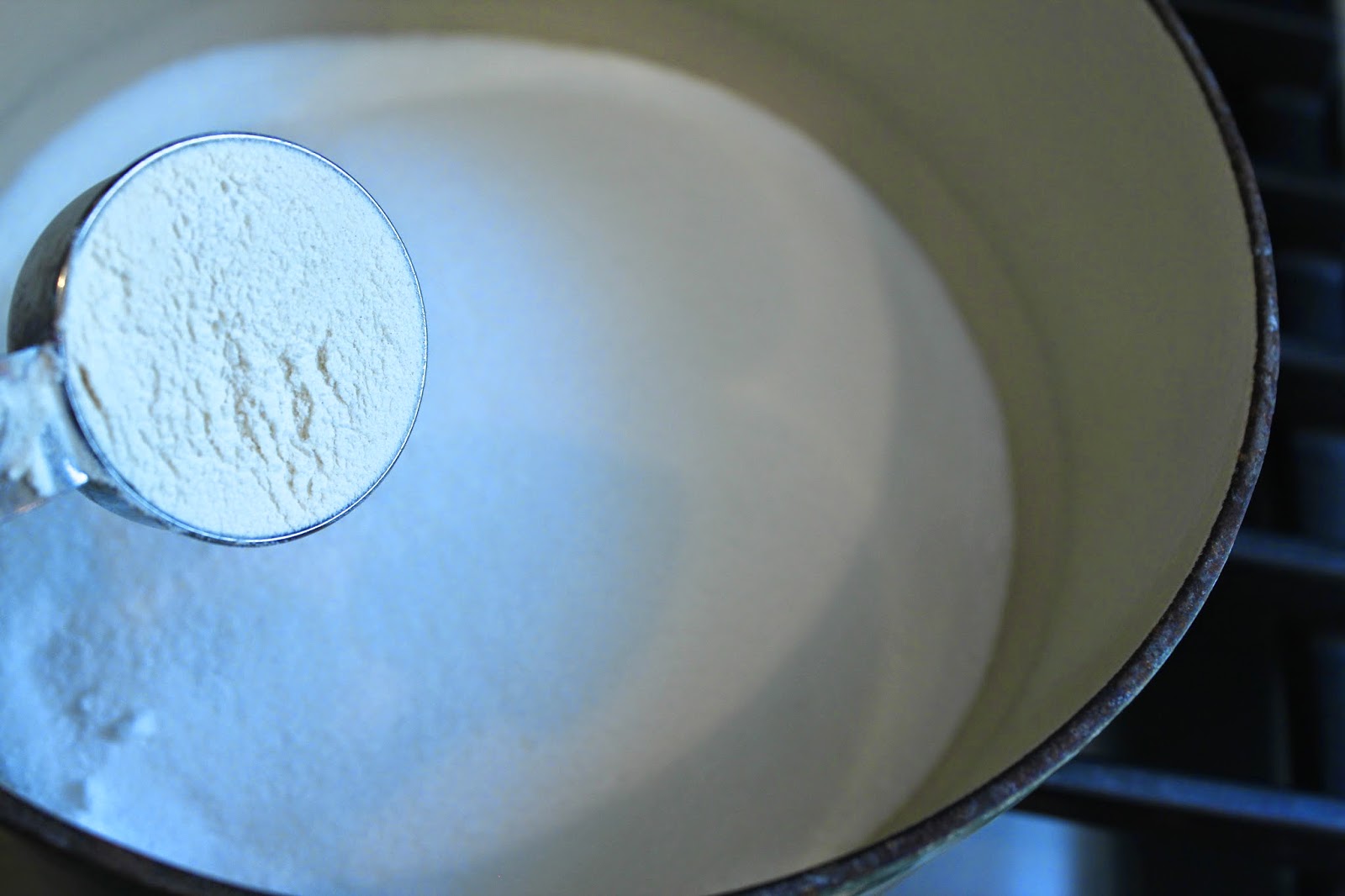 Hey, Mom! What's For Dinner? Lemon Meringue Pie with Shortbread Crust