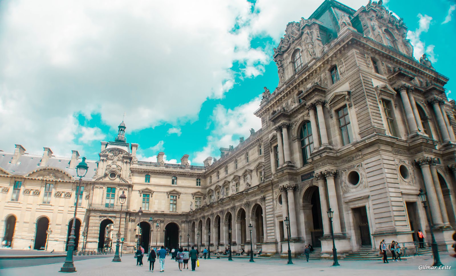 MUSEU DO LOUVRE - PARIS