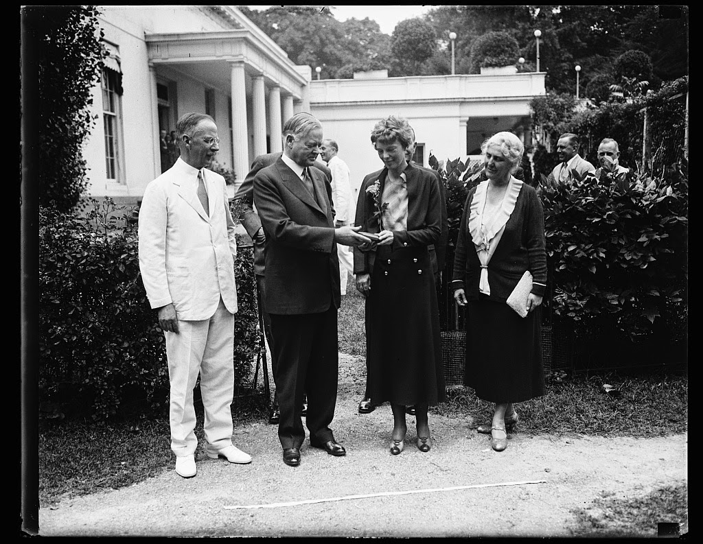 Stunning Image of Amelia Earhart and Herbert Hoover on 6/21/1932 