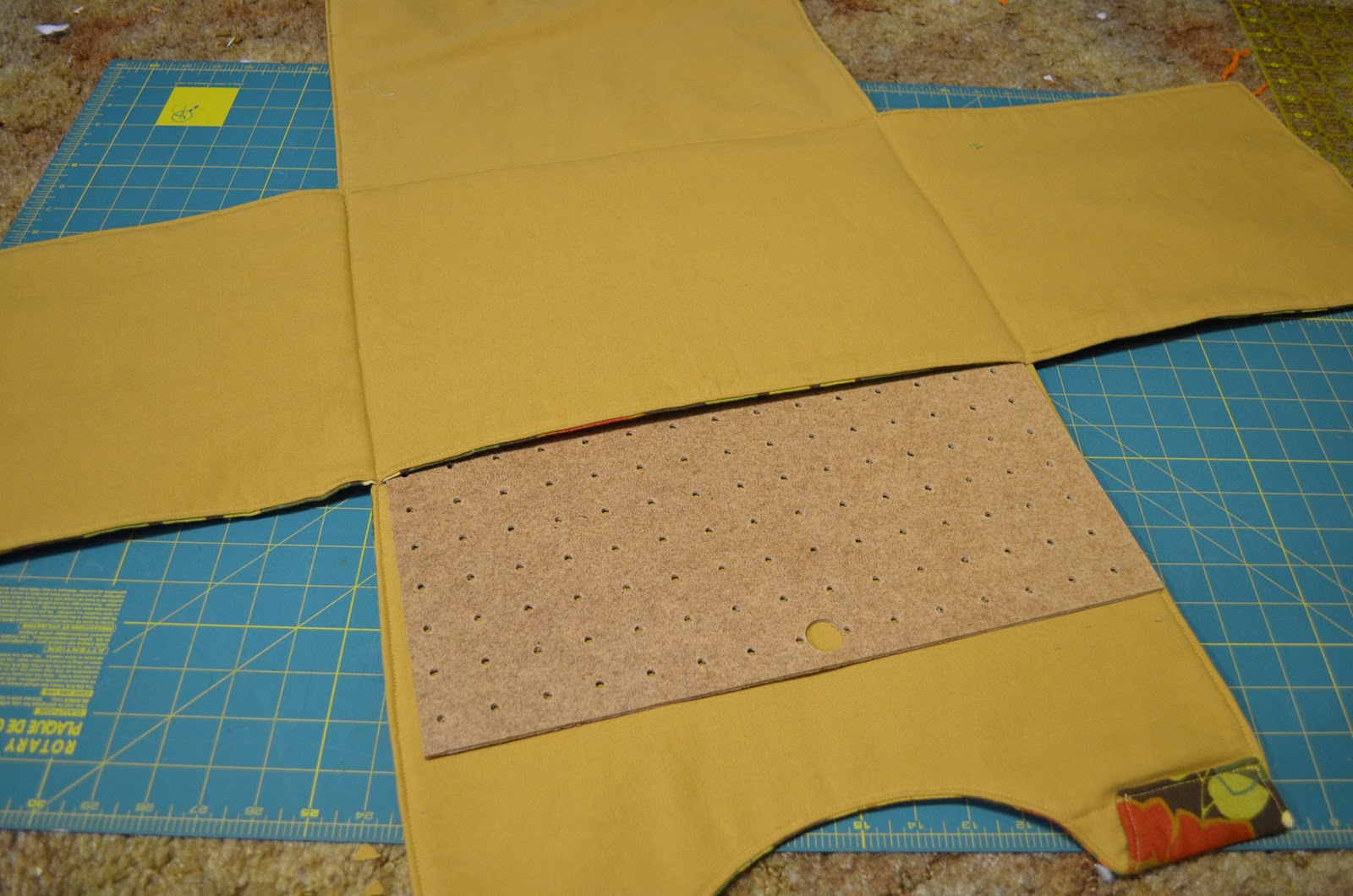 Love of Sewing Casserole Dish Carrier Tutorial