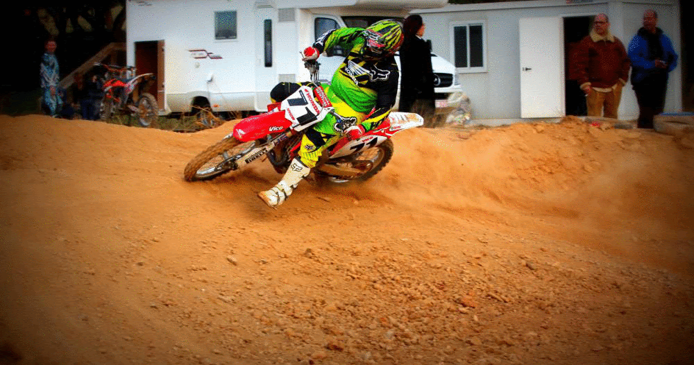 Claudia del Bas Blog Crear una animación Gif Motocross y Freestyle