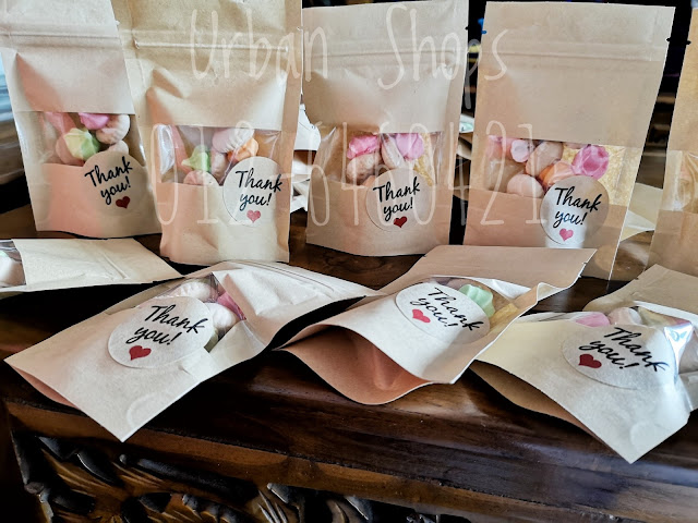 1000 PCS DOORGIFTS MURAH KE GOMBAK SELANGOR ! - Assalamualaikum, selamat sejahtera semua. Allahu, banyak betul nak di ceritakan dalam blog, draft pun berderet-deret. Tapi, mummy terlalu busy sangat beberapa minggu ini. Tu lah kan, gatal amek job 1000 PCS DOORGIFTS MURAH KE GOMBAK SELANGOR ! 1000 PCS DOORGIFTS MURAH KE GOMBAK SELANGOR ! Sudahnya, memang busy sesangat, dengan kerja hakiki, dengan order online barangan lain lagi. Fuh, nasib ada banyak nyawa hahahaha. Cuma, blog lah..selalunya boleh lah draft memalam untuk beberapa entri. Atau masukkan gambar ! Kali ini, memang non hadooooo ! Tak pe lah, kita fokus job 1000 PCS DOORGIFTS MURAH KE GOMBAK SELANGOR ! 1000 PCS DOORGIFTS MURAH KE GOMBAK SELANGOR ! Harganya 50 sen, sebenarnya 50 sen packagingnya plastik je. Tapi, customer ni nak packaging lawa sket. Kalau boleh nak zip lock. Mak aiii mahal tu, mummy pun amek masa 3 hari untuk kira bajet. At the end, oklah boleh on packaging macam ni. Zip lock paper with window ke apa ntah namanya ! Saiz 9 x 15 cm - paling kecil Thank you ni mummy bagi free gift sebab order 1000 pcs packaging macam ni Bincang punya bincang, customer ni setuju. Bila setuju kena bank in lah 50% kan. Penghantaran macam mana? Mummy silap masa ni konon nak courier. Sekali mak aiii 1000pcs ni ada 5 boxes. Pos cas ikut space (besar) tak ikut kg. Plan bertukarlah, untuk COD. Cas COD pun RM35 je mummy amek ! Bolehlah kan ! Atas persetujuan, oleh kerana packaging dah mahal sket. Kami tak boleh bagi biskut untuk 100 pcs ni. Kami akan mixed dengan barangan makanan ringan yang lain. Berat 15gm atau kuantiti boleh fixed dalam pckaging ni (mana-mana satu boleh kami ambil kira) Customer setuju untuk mummy campurkan doorgifts ni. So dalam 1000 PCS DOORGIFTS MURAH KE GOMBAK SELANGOR ! ada biskut butang, keropok roda, keropok bantal dan keropok jejari ! Baca juga : Yasin Murah 50sen Siap ! Semuanya mummy letak dalam kotak gini. Tak letak hipit sangat, bagi ada pengudaraan dan loose supaya tak pecah 1000 PCS DOORGIFTS MURAH KE GOMBAK SELANGOR ! 1000 PCS DOORGIFTS MURAH KE GOMBAK SELANGOR ! Total 6 kotak semuanya, memang penuh bonet kereta ! Apa pun selesai job kali ini. Ni 1st time kami dapat job untuk kuantiti yang banyak. Selalunya orang akan orser untuk 20, 50, 100, 200 pcs je. Oleh kerana tak pernah dapat job 1000 PCS DOORGIFTS MURAH KE GOMBAK SELANGOR ! Tu yang mummy excited tak hengat tu, ye lah kan. Kita pun kena bina profile jugak. Ada job kuantiti banyak macam ni. Barulah customer percaya dengan kebolehan kita. Korang nak order, boleh contact direct ye . Nombor ada tertera di setiap gambar :) 1000 PCS DOORGIFTS MURAH KE GOMBAK SELANGOR ! - Assalamualaikum, selamat sejahtera semua. Allahu, banyak betul nak di ceritakan dalam blog, draft pun berderet-deret. Tapi, mummy terlalu busy sangat beberapa minggu ini. Tu lah kan, gatal amek job 1000 PCS DOORGIFTS MURAH KE GOMBAK SELANGOR ! 1000 PCS DOORGIFTS MURAH KE GOMBAK SELANGOR ! Sudahnya, memang busy sesangat, dengan kerja hakiki, dengan order online barangan lain lagi. Fuh, nasib ada banyak nyawa hahahaha. Cuma, blog lah..selalunya boleh lah draft memalam untuk beberapa entri. Atau masukkan gambar ! Kali ini, memang non hadooooo ! Tak pe lah, kita fokus job 1000 PCS DOORGIFTS MURAH KE GOMBAK SELANGOR ! 1000 PCS DOORGIFTS MURAH KE GOMBAK SELANGOR ! Harganya 50 sen, sebenarnya 50 sen packagingnya plastik je. Tapi, customer ni nak packaging lawa sket. Kalau boleh nak zip lock. Mak aiii mahal tu, mummy pun amek masa 3 hari untuk kira bajet. At the end, oklah boleh on packaging macam ni. Zip lock paper with window ke apa ntah namanya ! Saiz 9 x 15 cm - paling kecil Thank you ni mummy bagi free gift sebab order 1000 pcs packaging macam ni Bincang punya bincang, customer ni setuju. Bila setuju kena bank in lah 50% kan. Penghantaran macam mana? Mummy silap masa ni konon nak courier. Sekali mak aiii 1000pcs ni ada 5 boxes. Pos cas ikut space (besar) tak ikut kg. Plan bertukarlah, untuk COD. Cas COD pun RM35 je mummy amek ! Bolehlah kan ! Atas persetujuan, oleh kerana packaging dah mahal sket. Kami tak boleh bagi biskut untuk 100 pcs ni. Kami akan mixed dengan barangan makanan ringan yang lain. Berat 15gm atau kuantiti boleh fixed dalam pckaging ni (mana-mana satu boleh kami ambil kira) Customer setuju untuk mummy campurkan doorgifts ni. So dalam 1000 PCS DOORGIFTS MURAH KE GOMBAK SELANGOR ! ada biskut butang, keropok roda, keropok bantal dan keropok jejari ! Baca juga : Yasin Murah 50sen Siap ! Semuanya mummy letak dalam kotak gini. Tak letak hipit sangat, bagi ada pengudaraan dan loose supaya tak pecah 1000 PCS DOORGIFTS MURAH KE GOMBAK SELANGOR ! 1000 PCS DOORGIFTS MURAH KE GOMBAK SELANGOR ! Total 6 kotak semuanya, memang penuh bonet kereta ! Apa pun selesai job kali ini. Ni 1st time kami dapat job untuk kuantiti yang banyak. Selalunya orang akan orser untuk 20, 50, 100, 200 pcs je. Oleh kerana tak pernah dapat job 1000 PCS DOORGIFTS MURAH KE GOMBAK SELANGOR ! Tu yang mummy excited tak hengat tu, ye lah kan. Kita pun kena bina profile jugak. Ada job kuantiti banyak macam ni. Barulah customer percaya dengan kebolehan kita. Korang nak order, boleh contact direct ye . Nombor ada tertera di setiap gambar :)