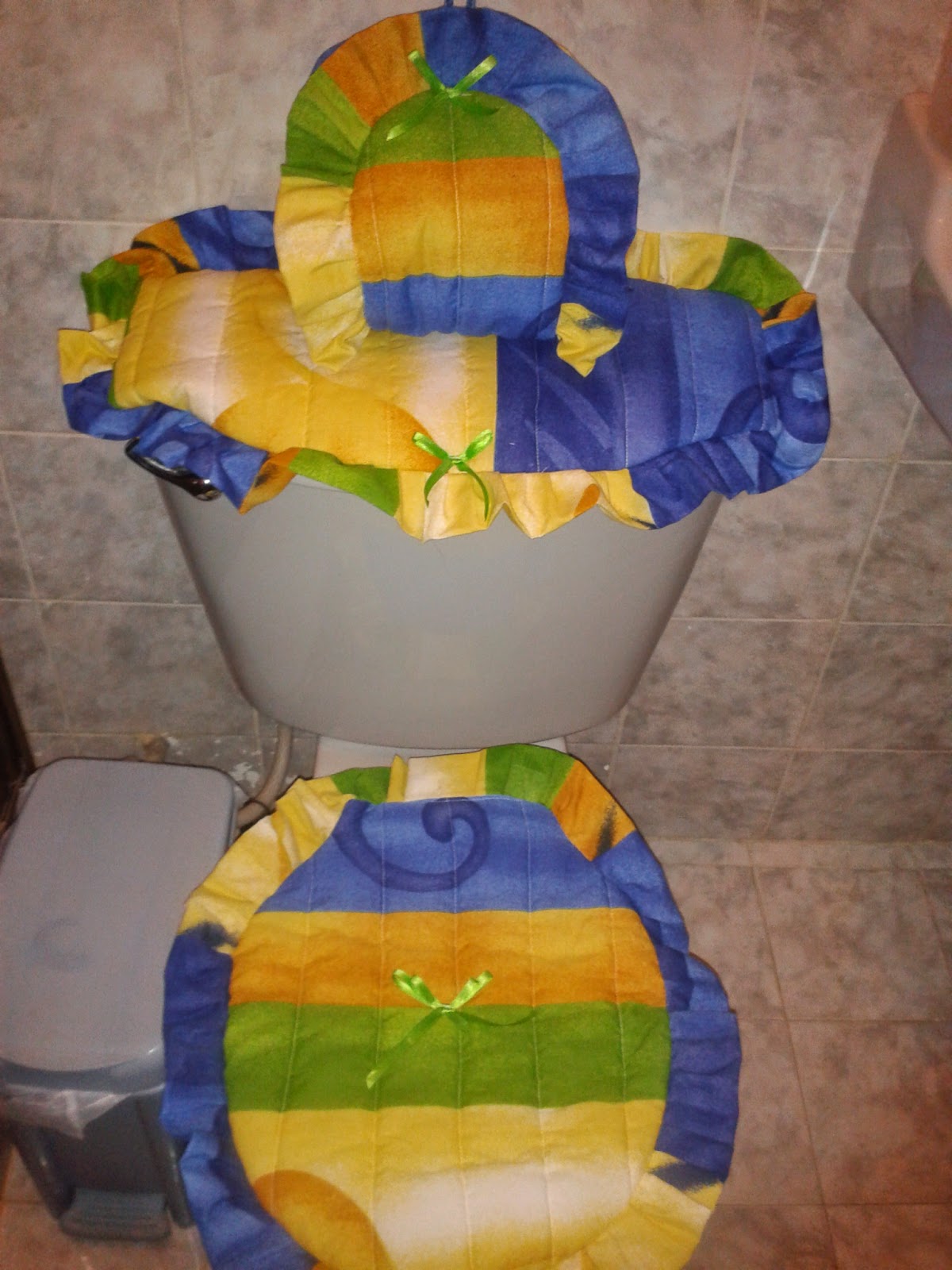 Fotos de juegos de baño en tela - Imagui