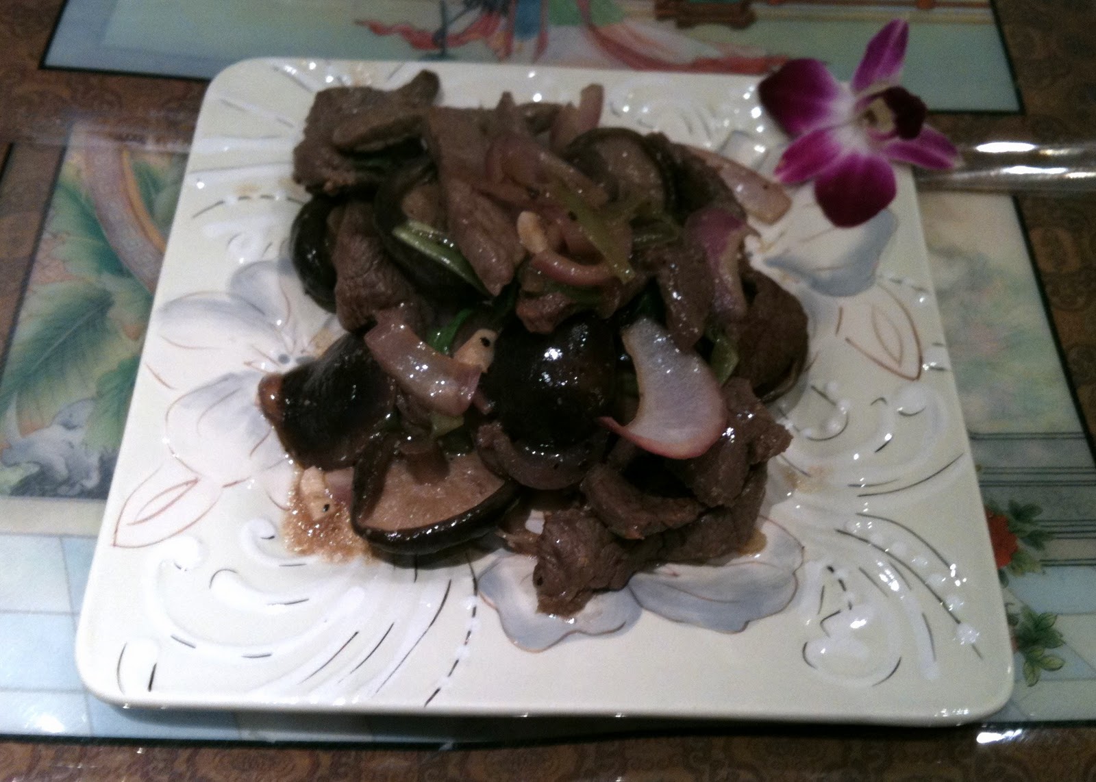 Thai food explained Stir fried beef in oyster sauce (with Chinese